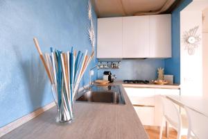 GARDA BLUE HOME on the lake - pool, solarium and garage