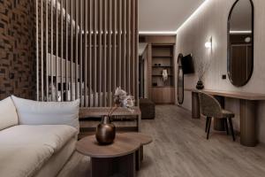 Elegance Luxury Executive Suites - Adults Only