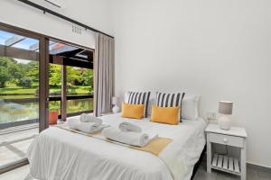 San Lameer Villa 1908 - 2 Bedroom Classic - 4 pax - San Lameer Rental Agency