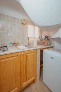 Uno Scorcio sulla Rocca by Wonderful Italy