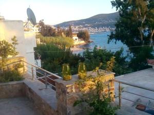 Afroessa Studios & Apartments