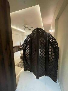 Endora homestay - A fully equipped lake-facing 3BHK