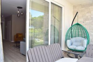 White Moon Apartments