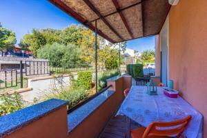 Apartments Davor 