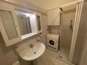 PETRONIA TRILO VISTA MARE - Agenzia Cocal