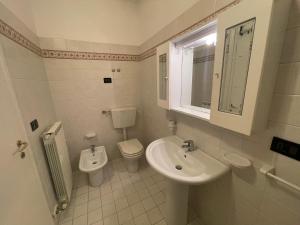 PETRONIA TRILO VISTA MARE - Agenzia Cocal