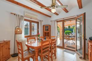 Arearea by Aguilarent