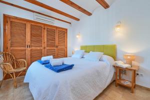 Arearea by Aguilarent