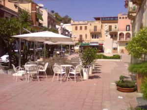 Apartamento con balcón