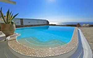 Luxurious waterfront villa Christina in the area of Melissaki with a swimming pool, sea and sunset view - Melissaki
