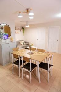 2 BR Unit in the heart of Iloilo Self Check-in