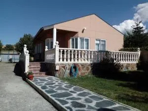 Acogedor Chalet en Otero de Herreros!!! - Valdeprados