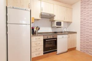 Global Properties, Planta Baja con Piscina en Canet de Berenguer