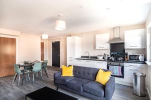 Modern & Stylish 2 Bed Apartment in Manchester