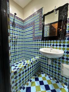 Riad Ayiss piscine palmeraie