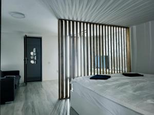 Julien Central Home
