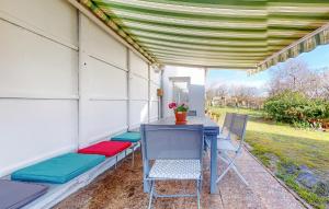 Cozy Home In Montmorillon With Wi-Fi