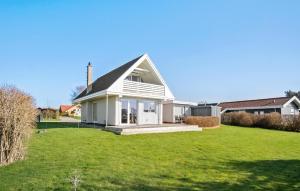 Gorgeous Home In Assens With Kitchen