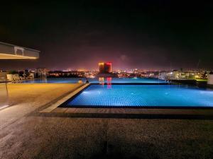 Kozi Square comfort Studio Home 2E