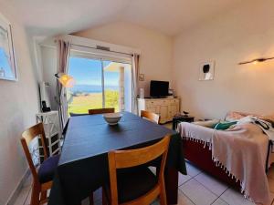 Maison 3 pièces avec Terrasse et Garage, proche centre de Quiberon - FR-1-478-117