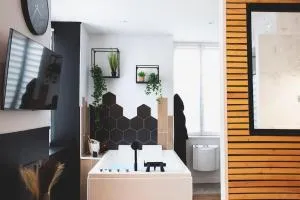 LOVE ROOM, La Douce Angevine - Avrillé