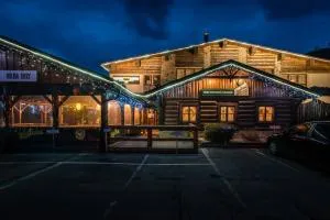 迪尔瑞酒店 - 特尔乔夫