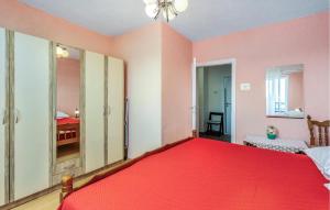 Stunning Apartment In Sveti Juraj