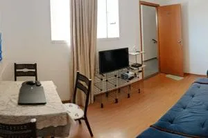 Condomínio bem localizado com estacionamento - 里奥克拉鲁