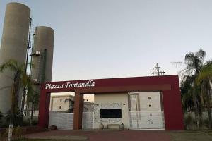 Condomínio bem localizado com estacionamento