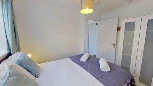 B45 Phillippa, Riviere Towans