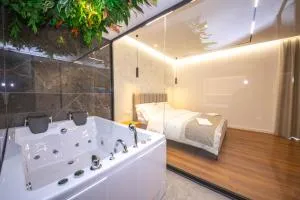 Hotel Riviera - Valjiosi