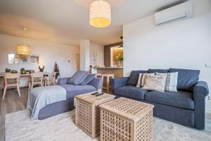 CENTRAL LOCATION - WITH POOL