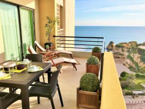 Luxury Seaview Apartment