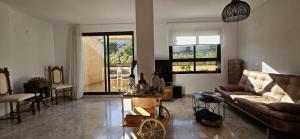 Beautiful Penthouse with Terrace and Views