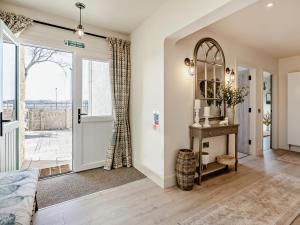 6 Bed in South Queensferry 94359