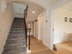 16 Fairfield Road