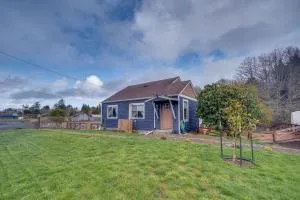 Blackberry Cottage with Yard Near Westport and Beach - Tokeland