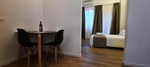 R & A Minerva Suites