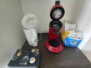 Appartement 28m2 avec balcon proche gare SNCF, café thé WIFI gratuits - Netflix - Balcon