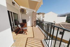 Balcón hacia la montaña