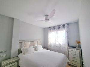 Vistas Panorámicas con Piscina y Parking - By Aloha Palma