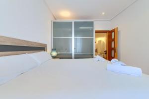 Ayuntamiento Cerca del Casco Viejo & Parking