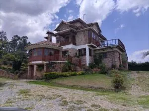 El Encanto De La Villa Campestre - Robles