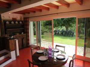 Maisons de vacances Maison typique Basque en pleine campagne : photos des chambres