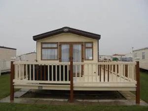 The Grange Ingoldmells: Elan 6 berth, Central Heated, Wrap Around Decking - Addlethorpe