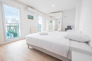 *Disneyland-Paris* 9 pers, 2 parkings, Wifi, AC