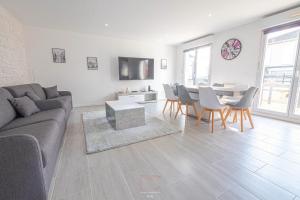 *Disneyland-Paris* 9 pers, 2 parkings, Wifi, AC