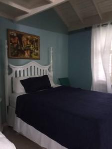 Apartment by the Beach Sleeps 4