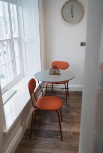 Apartment at 68