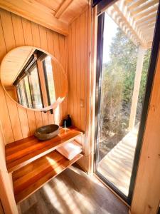 OUTSCAPE l Espectacular Cabaña en Lago Chapo